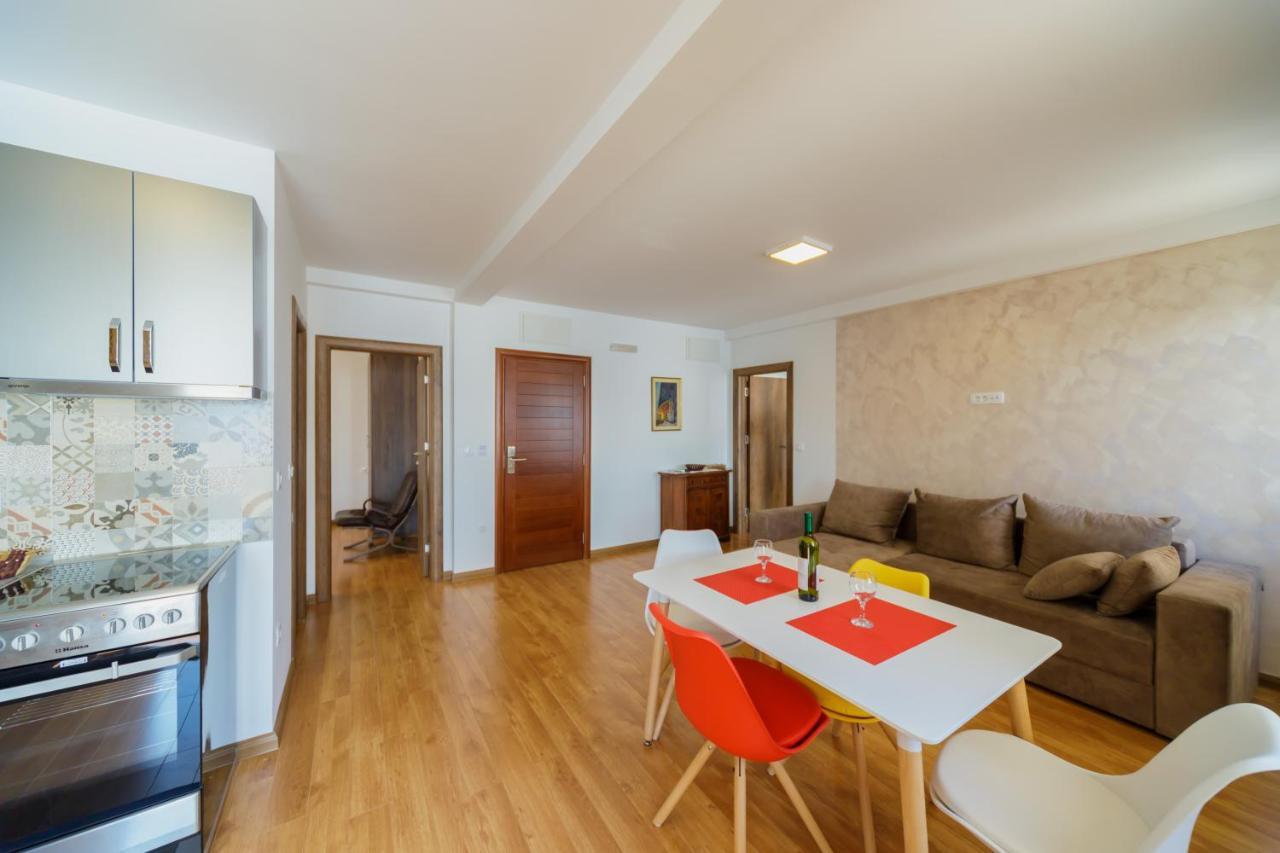 Vila Fortuna Sutomore Exterior foto